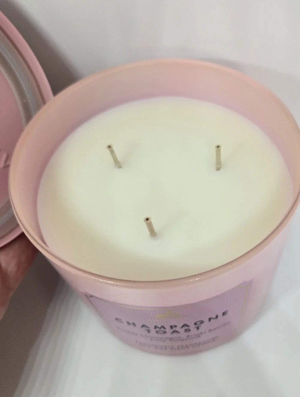Bath & Body Works fragrant soy